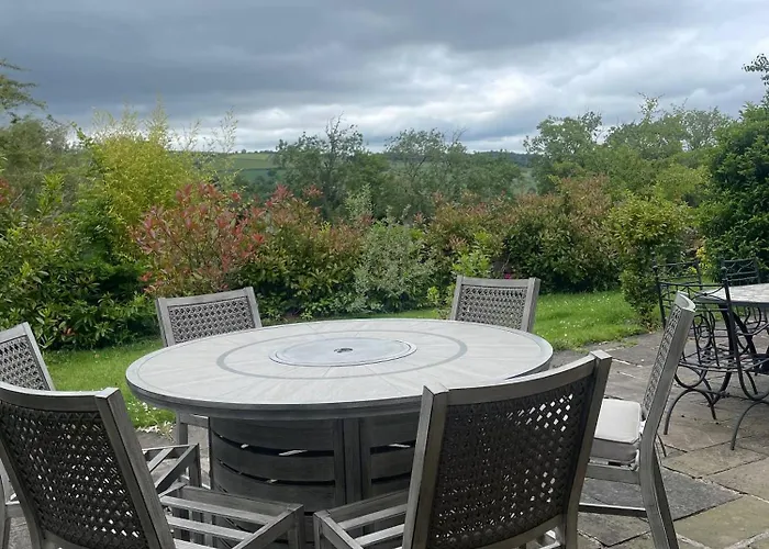 Amazing Country Retreat, Hot Tub Harrogate