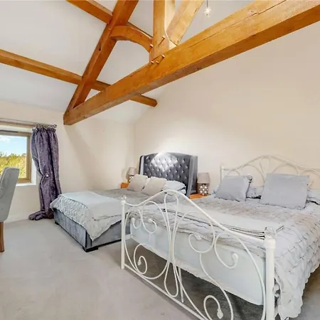 Amazing Country Retreat, Hot Tub Casa de Férias *